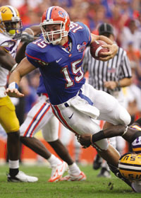 Tim Tebow runs with the ball during the Gators 23-10 win against the LSU Tigers